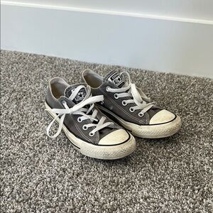 Converse All Star Gray and White Sneakers Classic Canvas Style Women’s Size 6